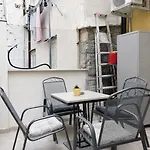 Trilocale Spazioso A 6 Minuti Dal Centro アパート