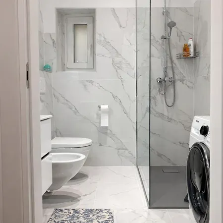 Trilocale Spazioso A 6 Minuti Dal Centro Apartment *