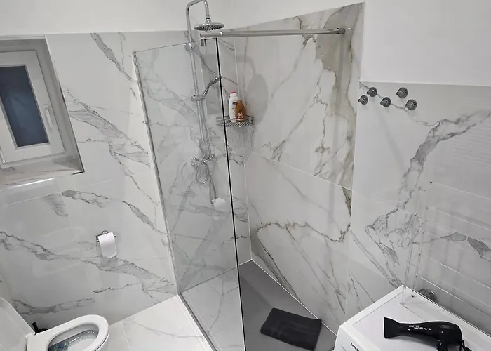 Trilocale Spazioso A 6 Minuti Dal Centro Apartamento *